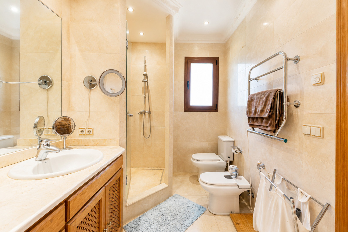 Appartement te koop in La Quinta | 5 slaapkamers H5408953