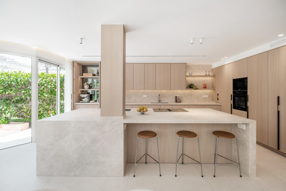 Property main view 14