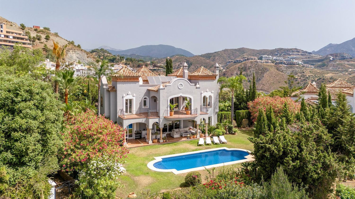 Huis te koop in La Quinta | 5 slaapkamers H5426245