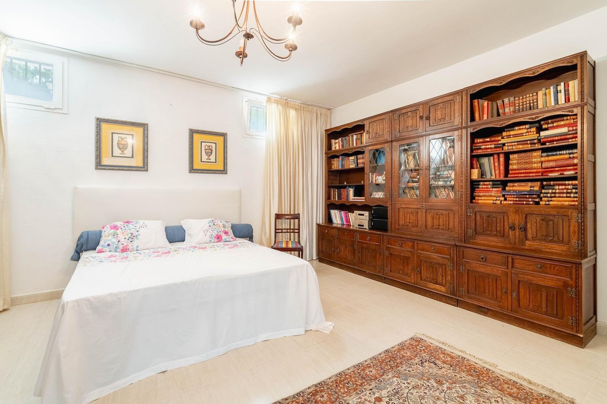 Huis te koop in La Quinta | 5 slaapkamers H5426245