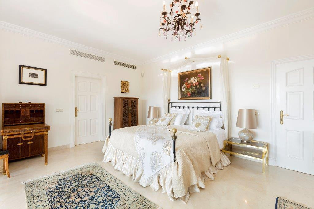 Huis te koop in La Quinta | 5 slaapkamers H5426245