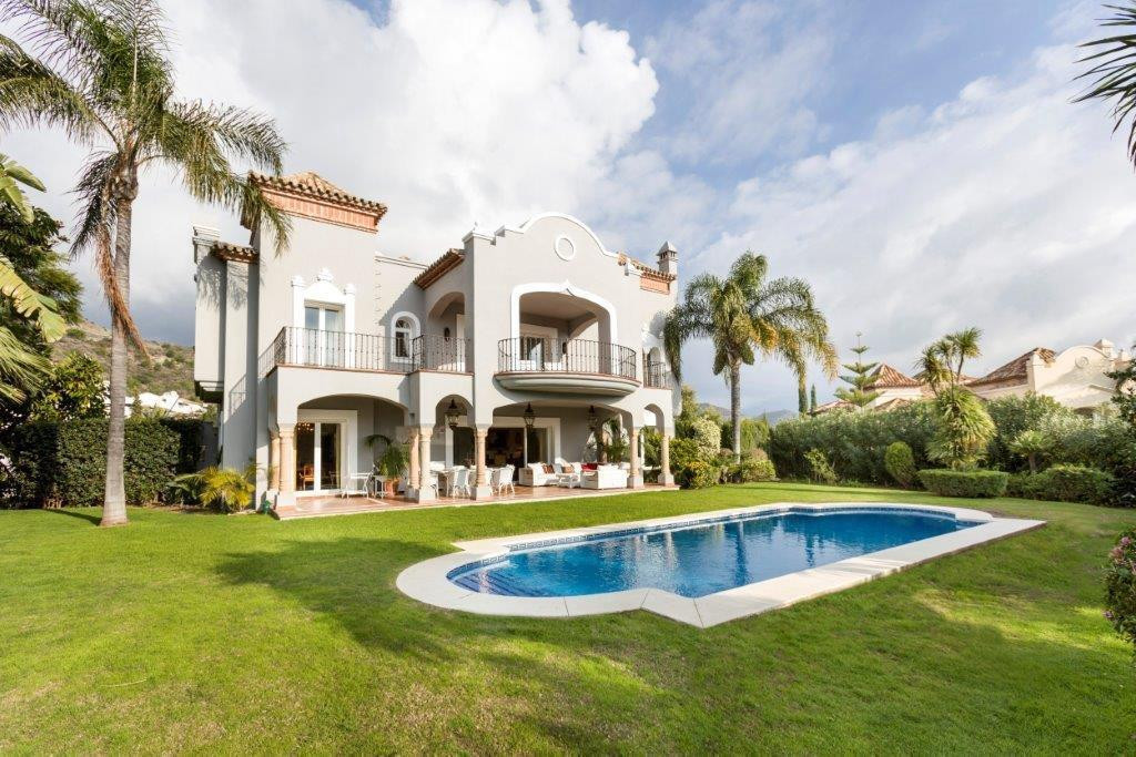 Huis te koop in La Quinta | 5 slaapkamers H5426245