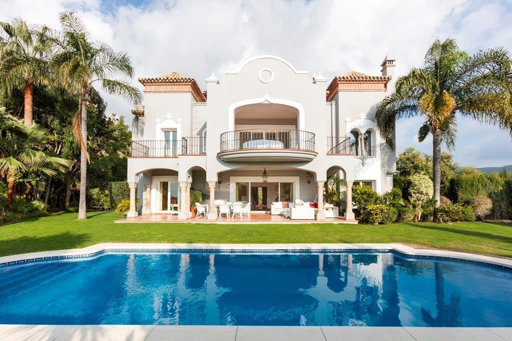Huis te koop in La Quinta | 5 slaapkamers H5426245