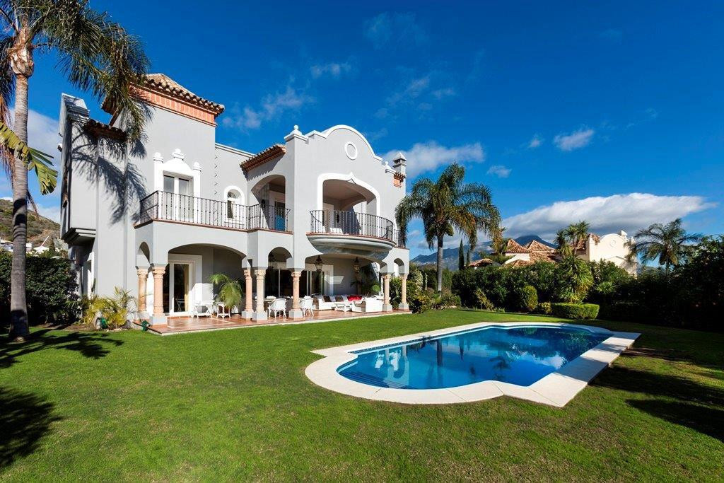 Huis te koop in La Quinta | 5 slaapkamers H5426245