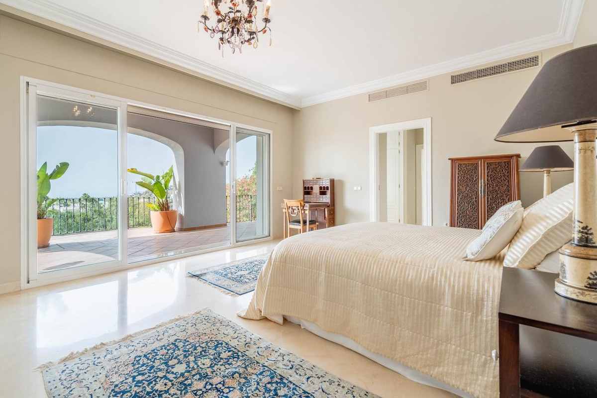 Huis te koop in La Quinta | 5 slaapkamers H5426245