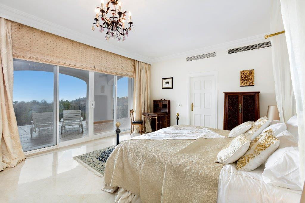 Huis te koop in La Quinta | 5 slaapkamers H5426245