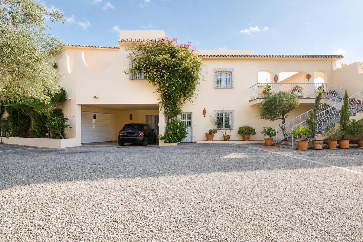 Huis te koop in La Quinta | 4 slaapkamers H5460766