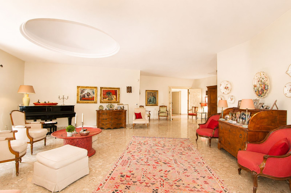 Huis te koop in La Quinta | 4 slaapkamers H5460766