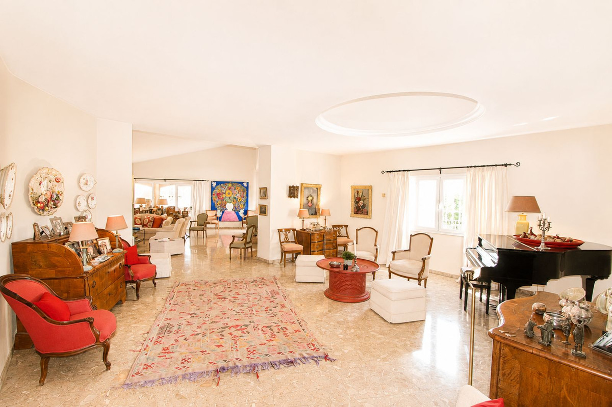 Huis te koop in La Quinta | 4 slaapkamers H5460766