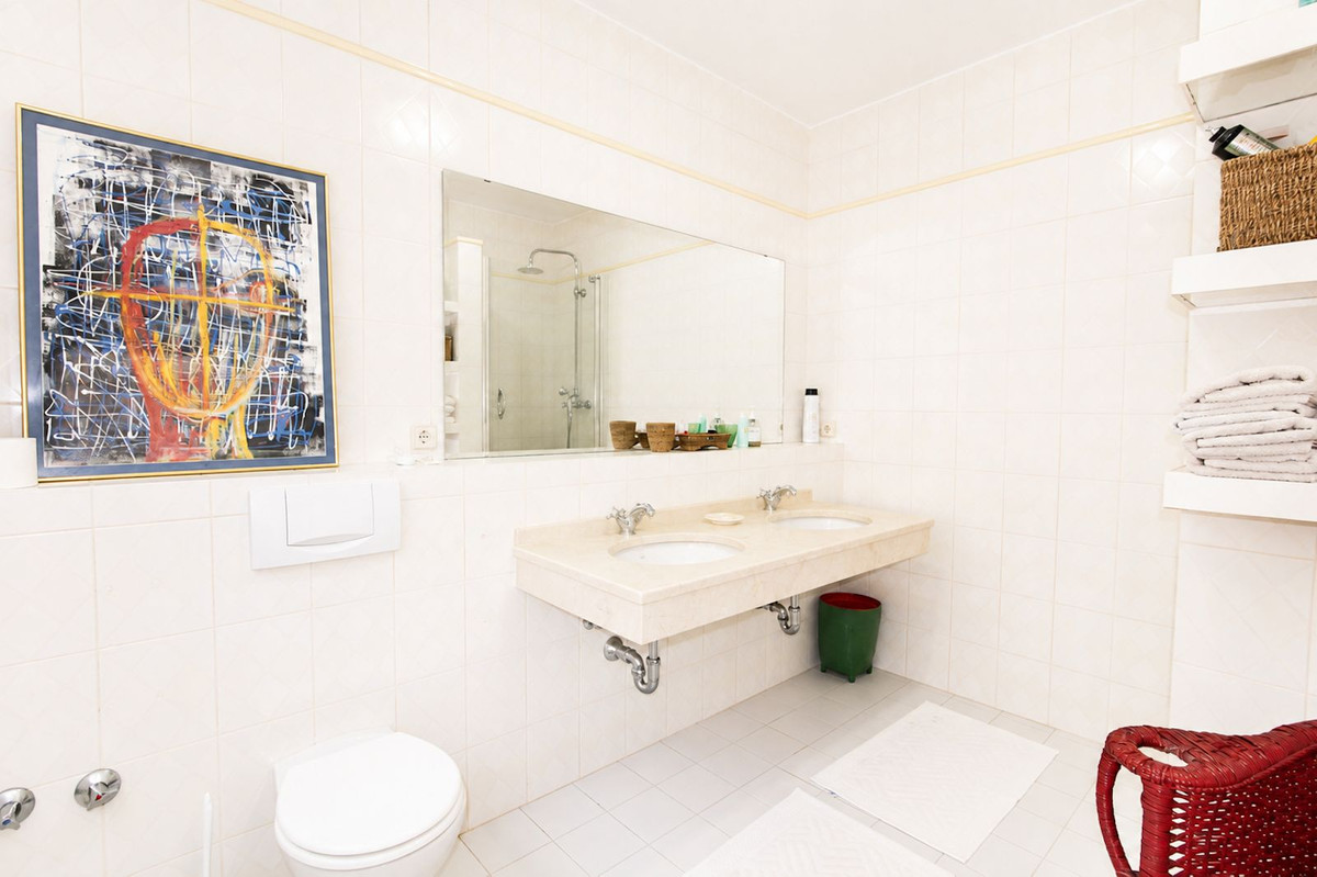 Huis te koop in La Quinta | 4 slaapkamers H5460766