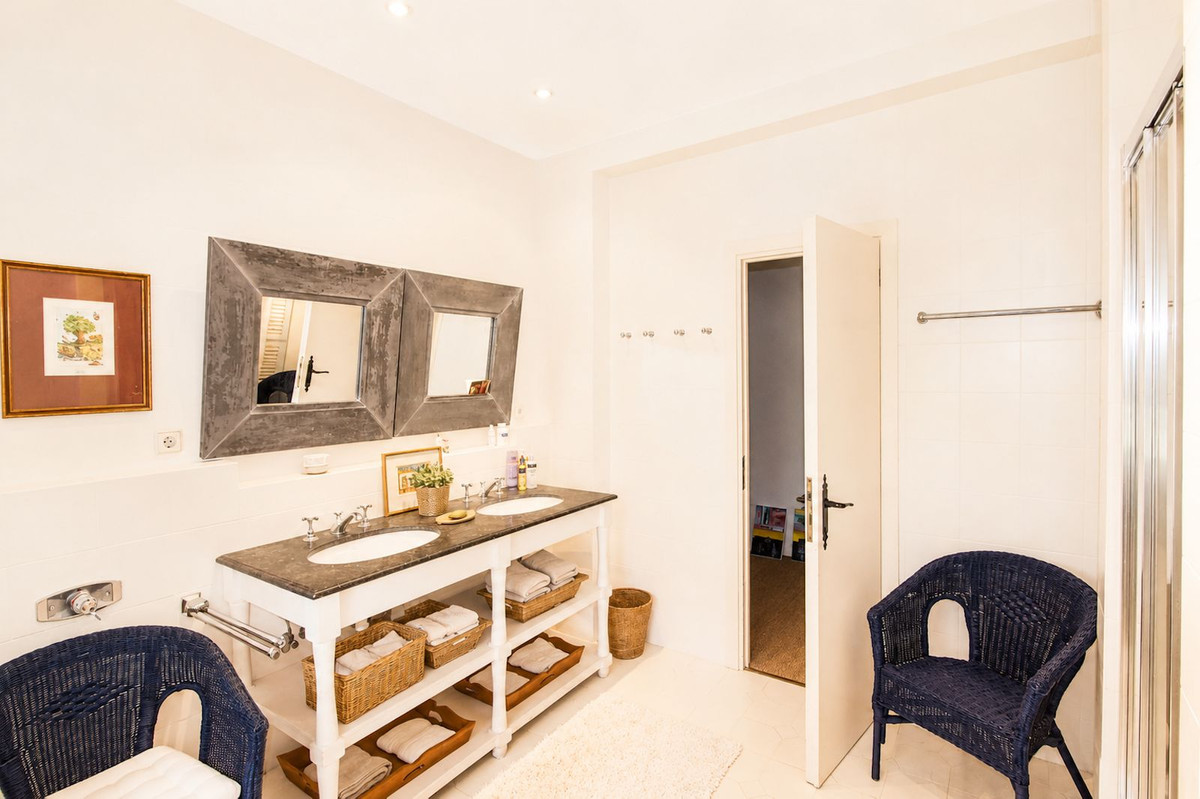 Huis te koop in La Quinta | 4 slaapkamers H5460766