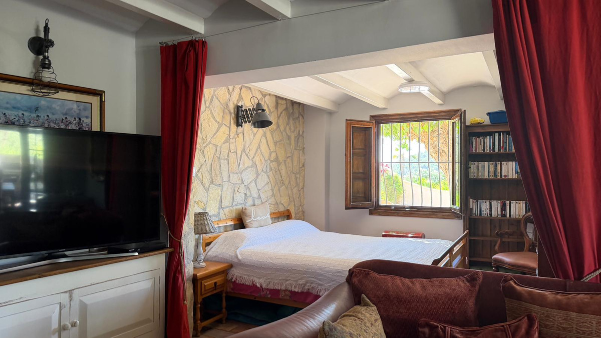 Property main view 12