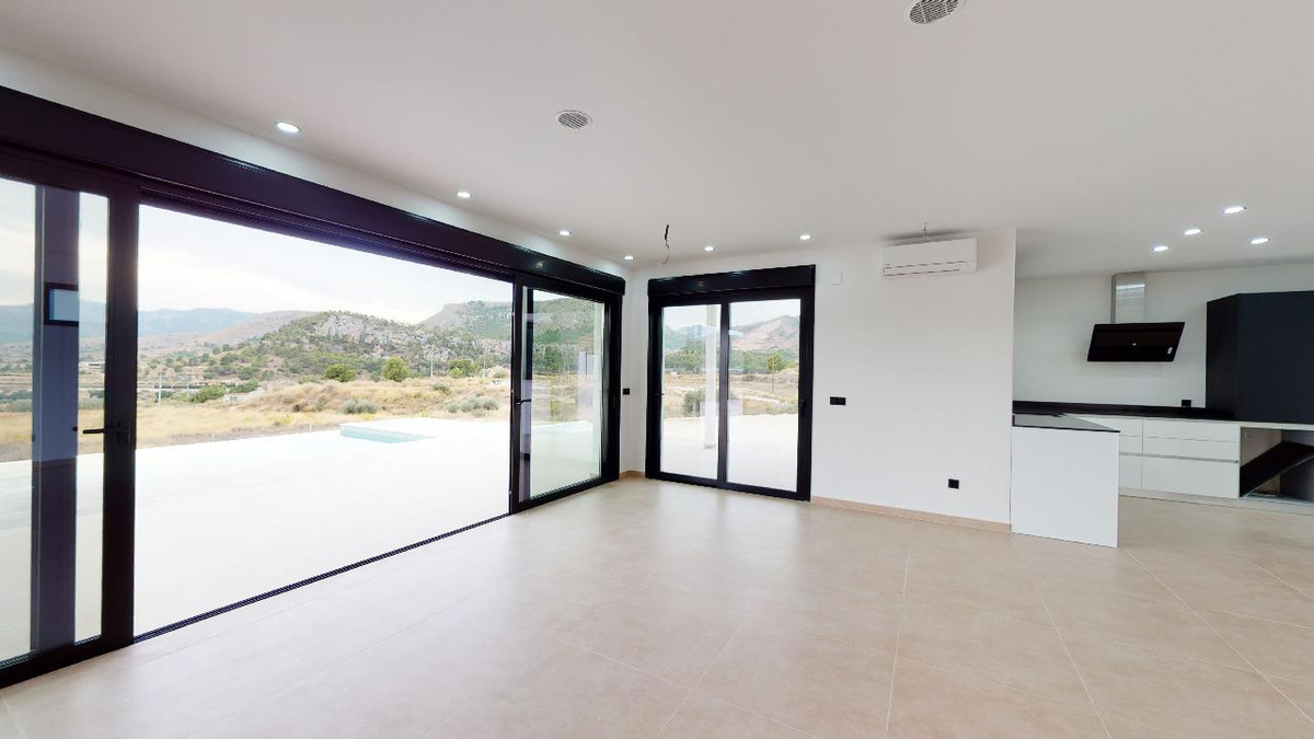 Huis te koop in La Romana | 3 slaapkamers H5509165