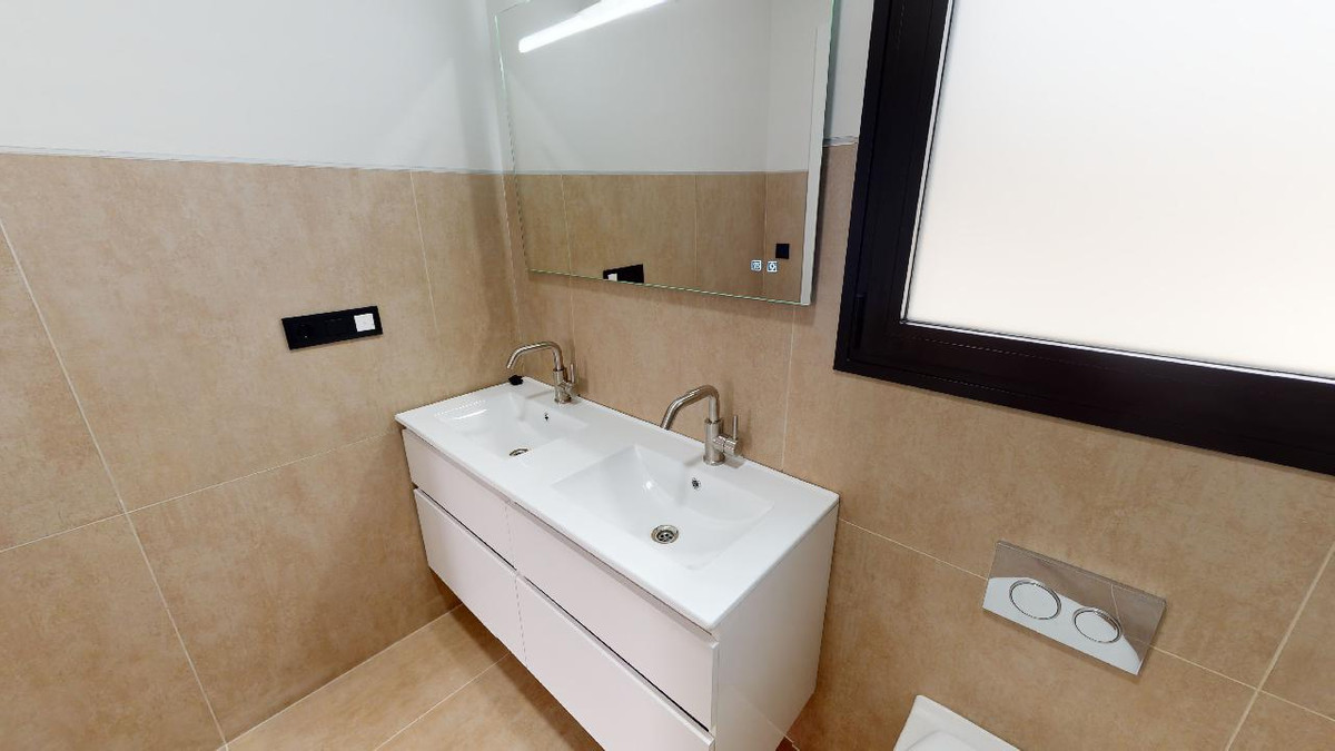 Huis te koop in La Romana | 3 slaapkamers H5509165