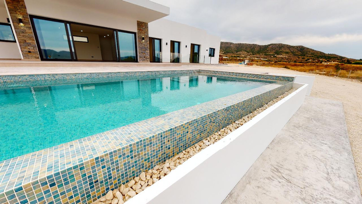 Huis te koop in La Romana | 3 slaapkamers H5509165