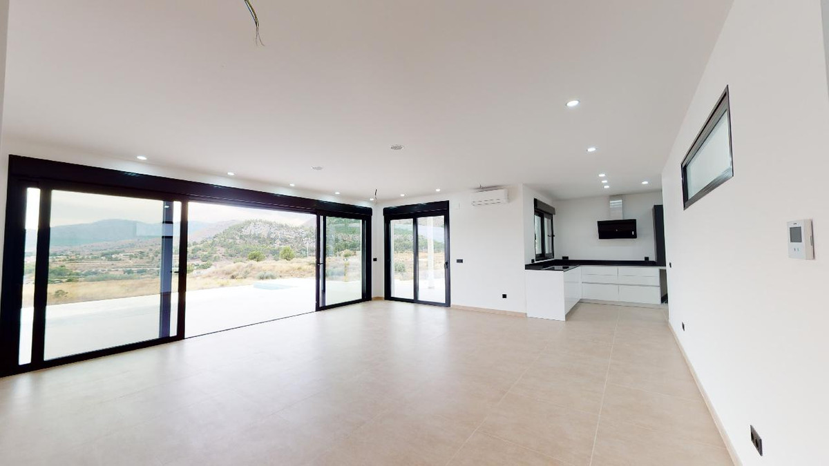 Huis te koop in La Romana | 3 slaapkamers H5509165