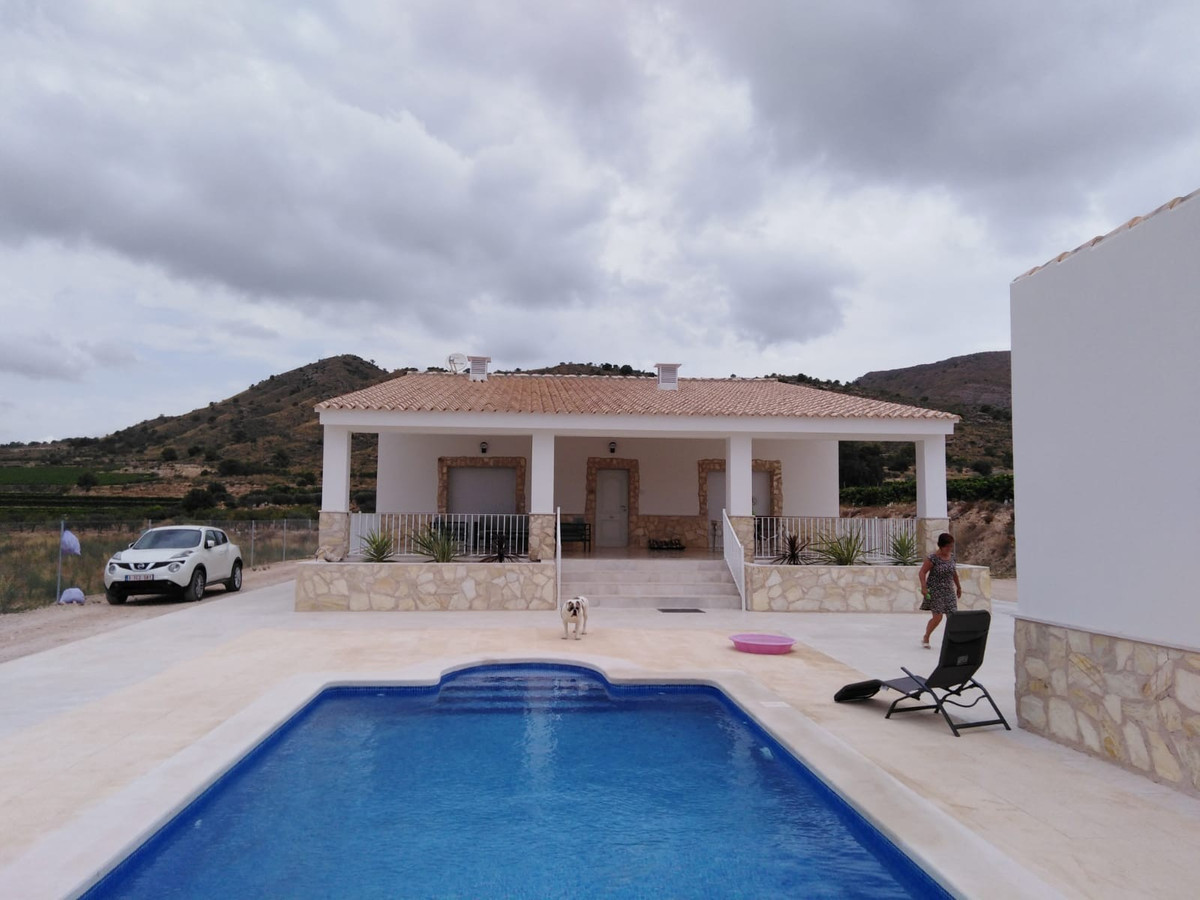 Huis te koop in La Romana | 5 slaapkamers H5509231