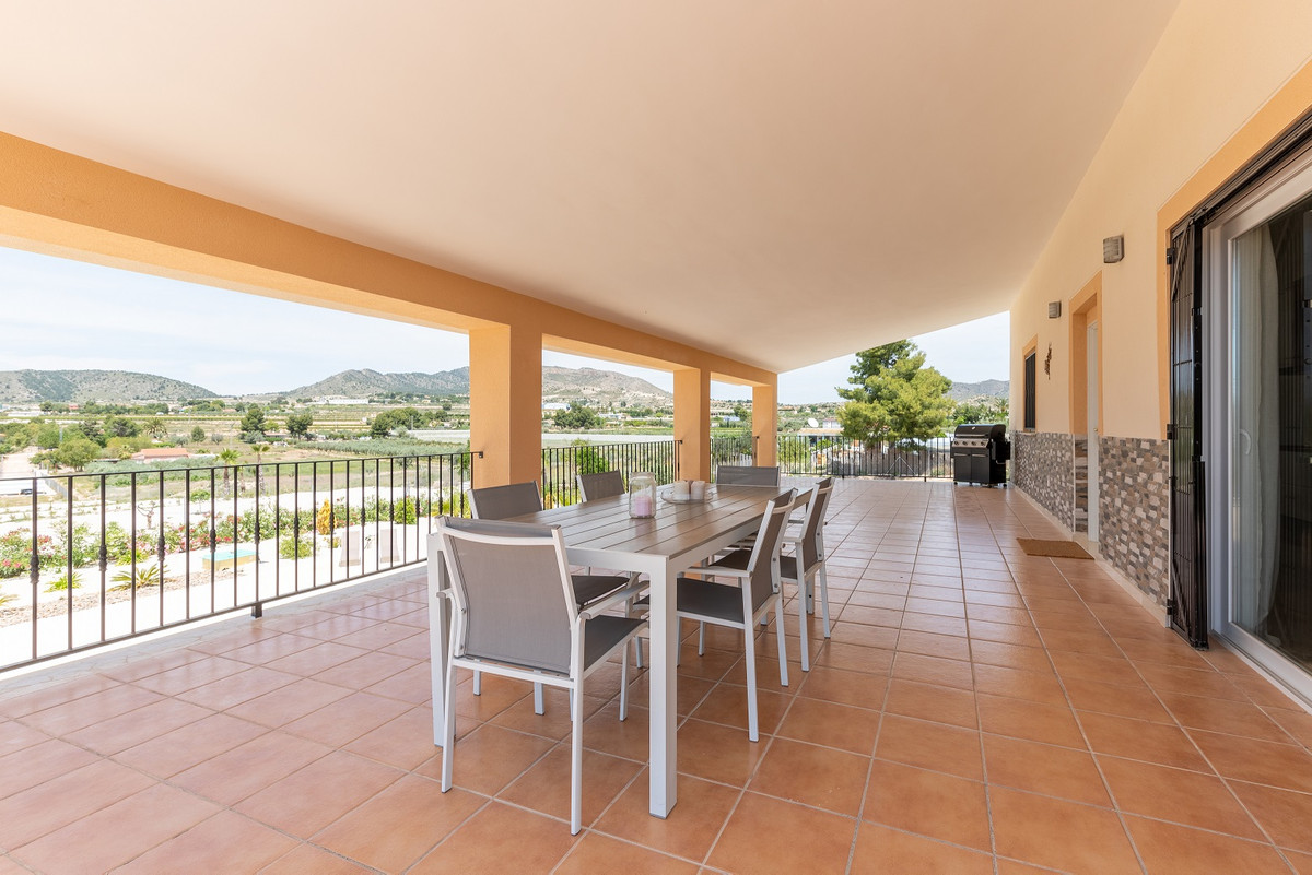 Huis te koop in La Romana | 5 slaapkamers H5510968