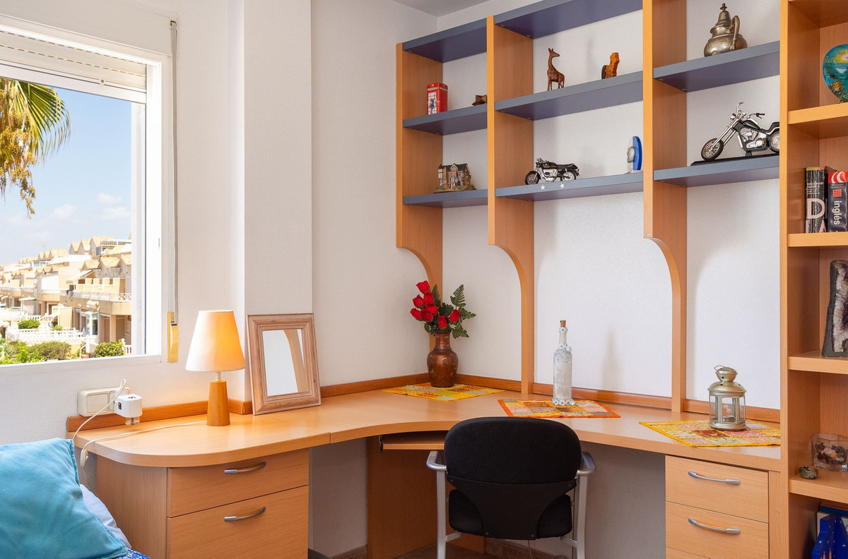 Huis te koop in La Siesta | 6 slaapkamers H5210200