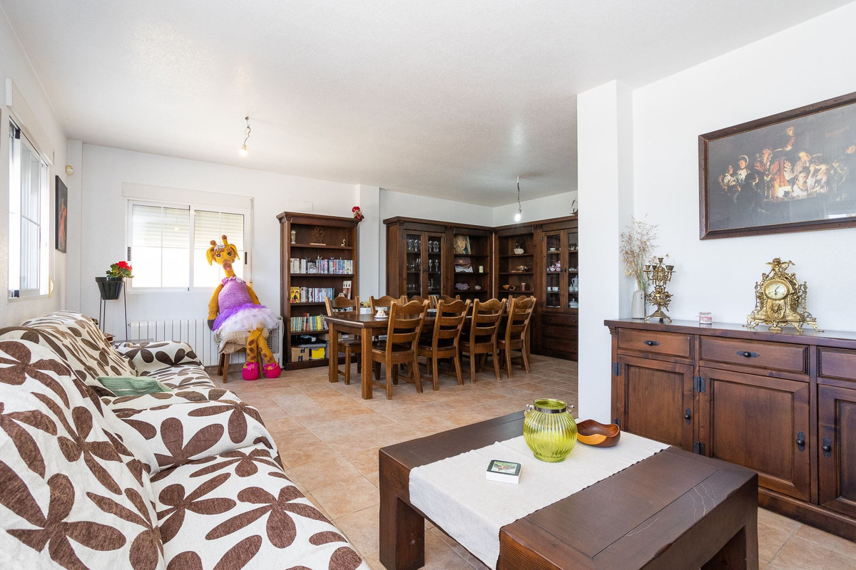 Huis te koop in La Siesta | 6 slaapkamers H5210200