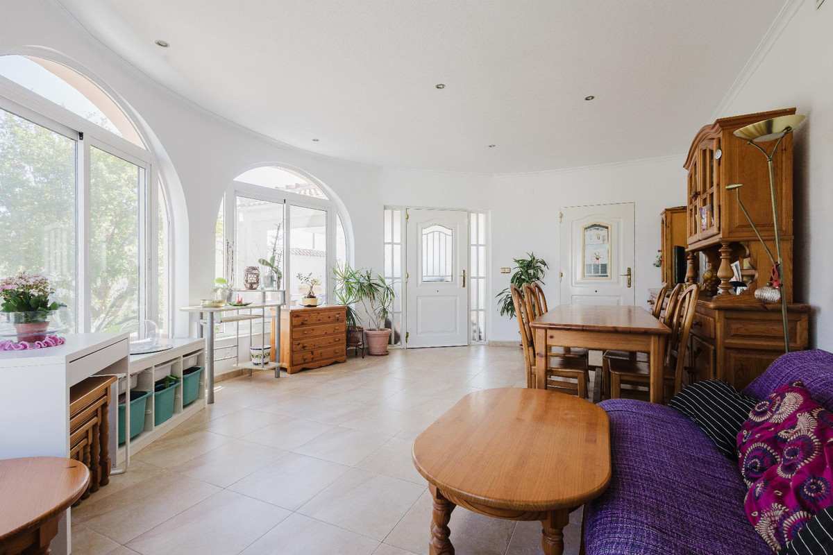 Huis te koop in La Siesta | 6 slaapkamers H5215897