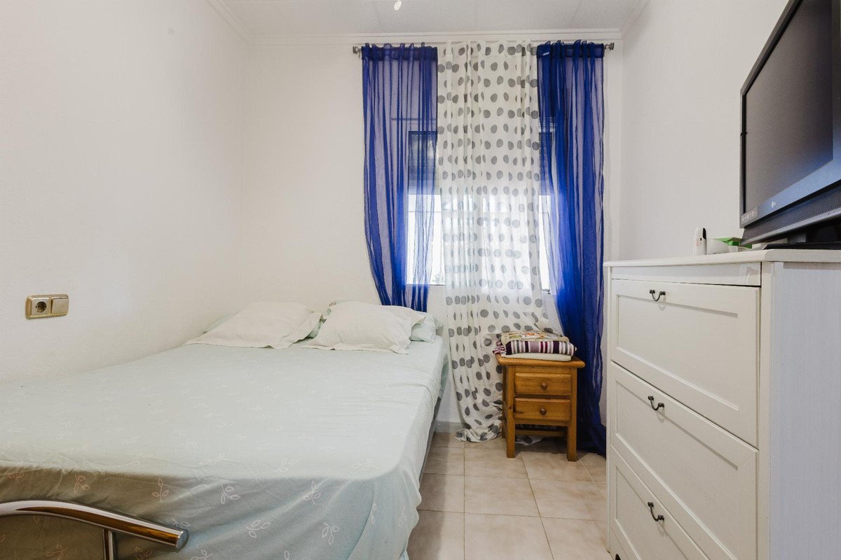 Huis te koop in La Siesta | 6 slaapkamers H5215897