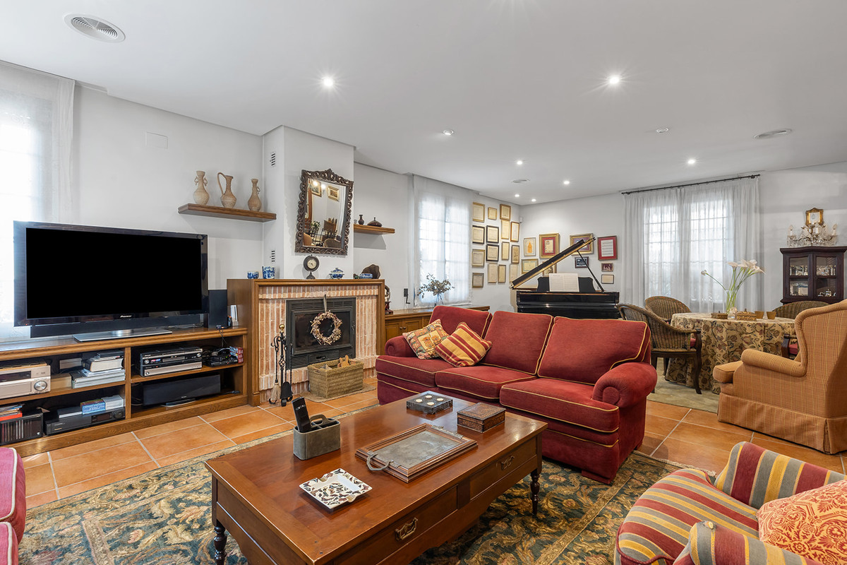 Huis te koop in La Veleta | 6 slaapkamers H5194417