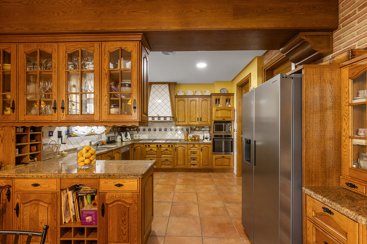 Huis te koop in La Veleta | 6 slaapkamers H5194417