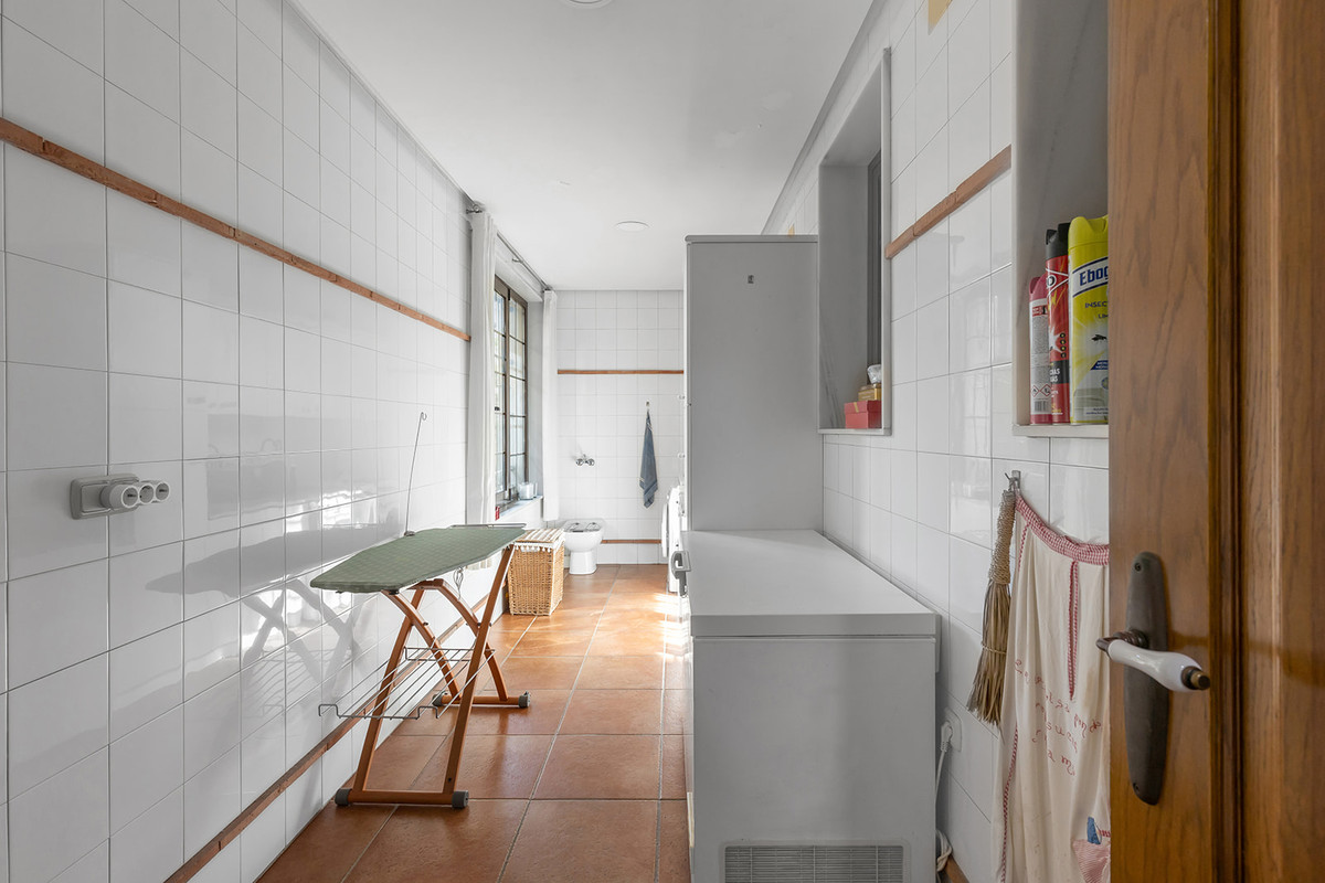 Huis te koop in La Veleta | 6 slaapkamers H5194417