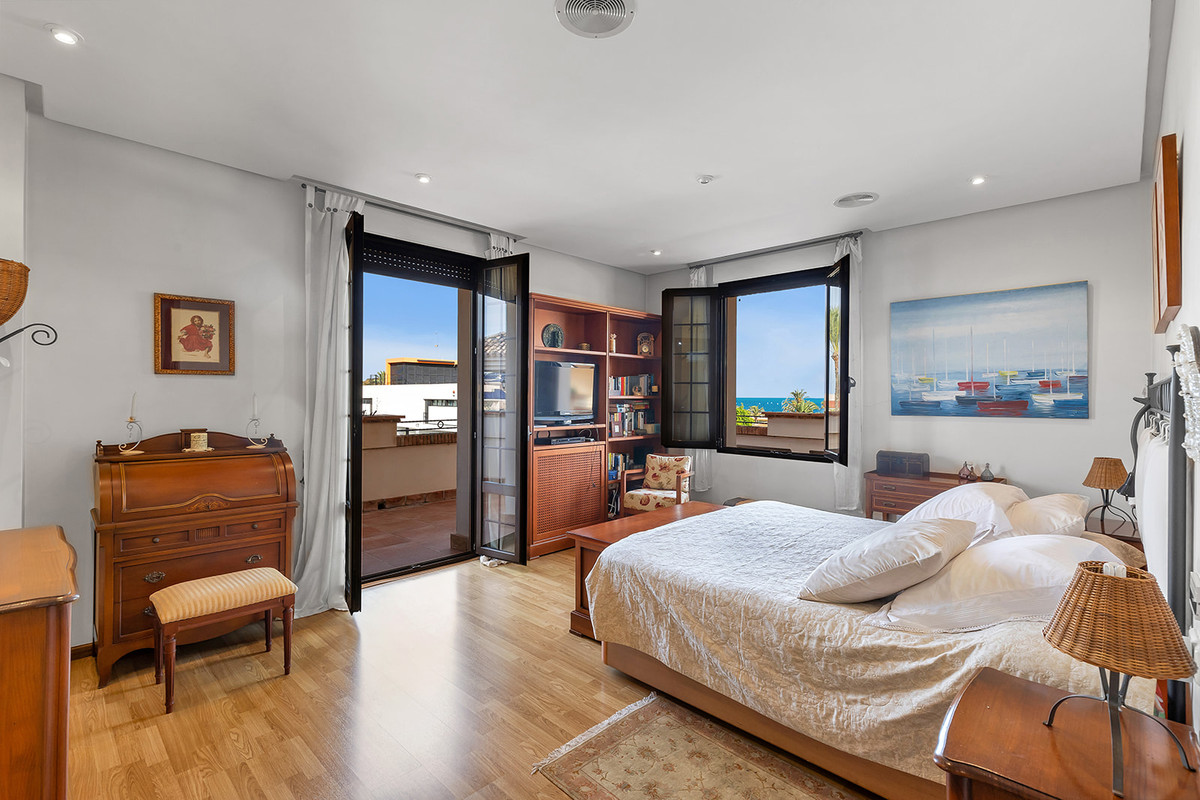 Huis te koop in La Veleta | 6 slaapkamers H5194417