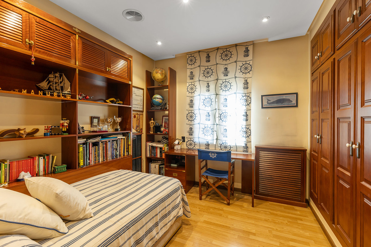 Huis te koop in La Veleta | 6 slaapkamers H5194417