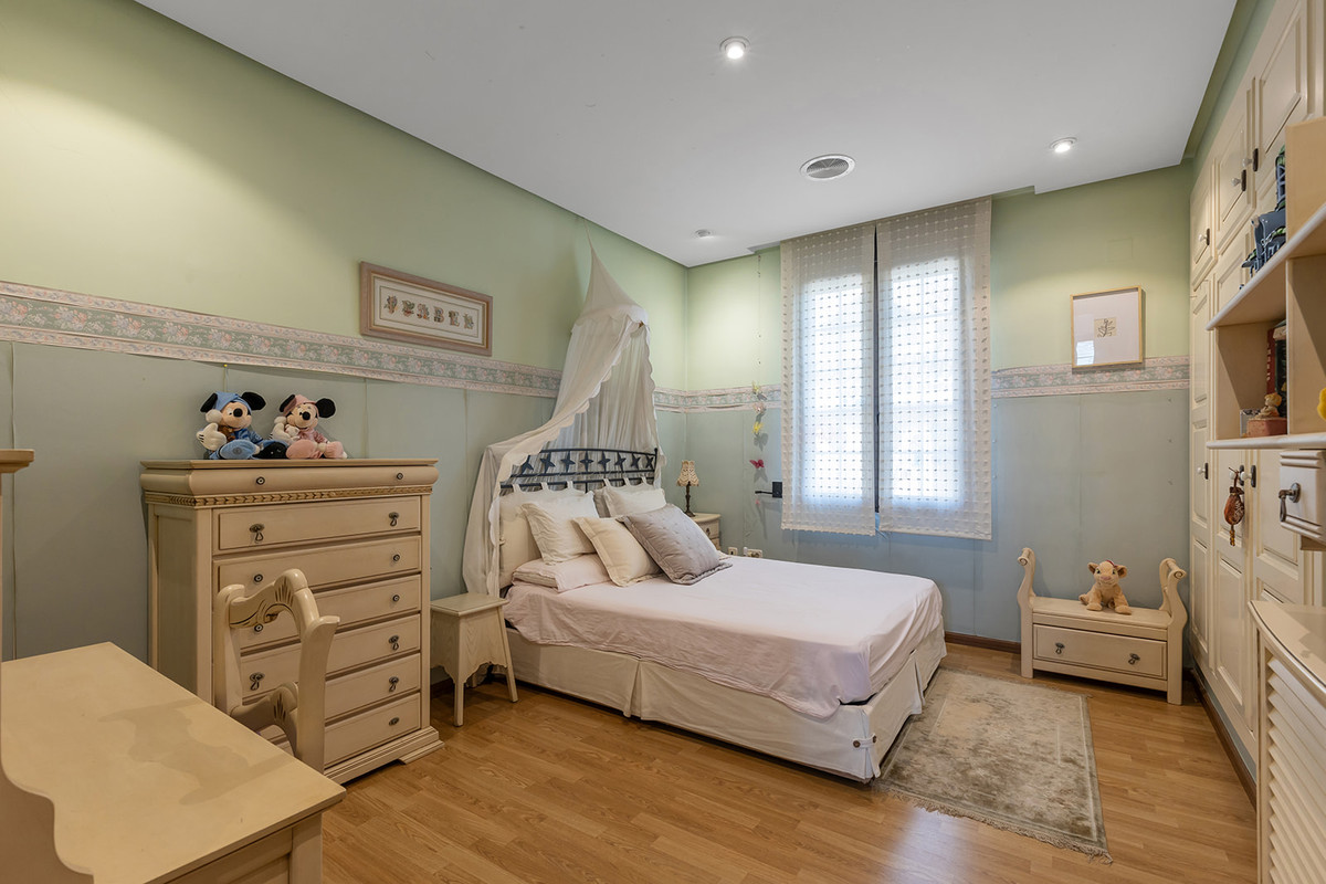 Huis te koop in La Veleta | 6 slaapkamers H5194417