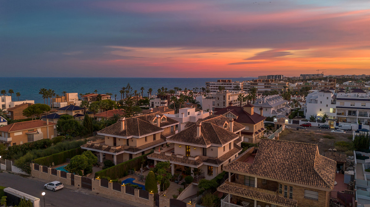 Huis te koop in La Veleta | 6 slaapkamers H5194417