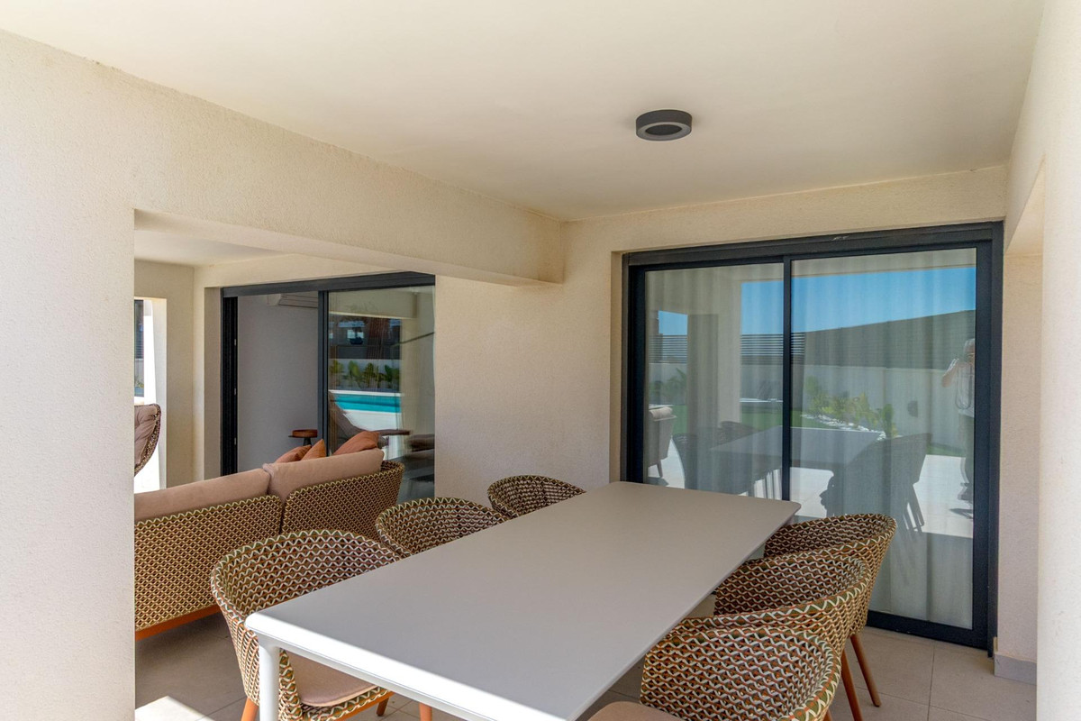 Huis te koop in La Veleta | 5 slaapkamers H5197063