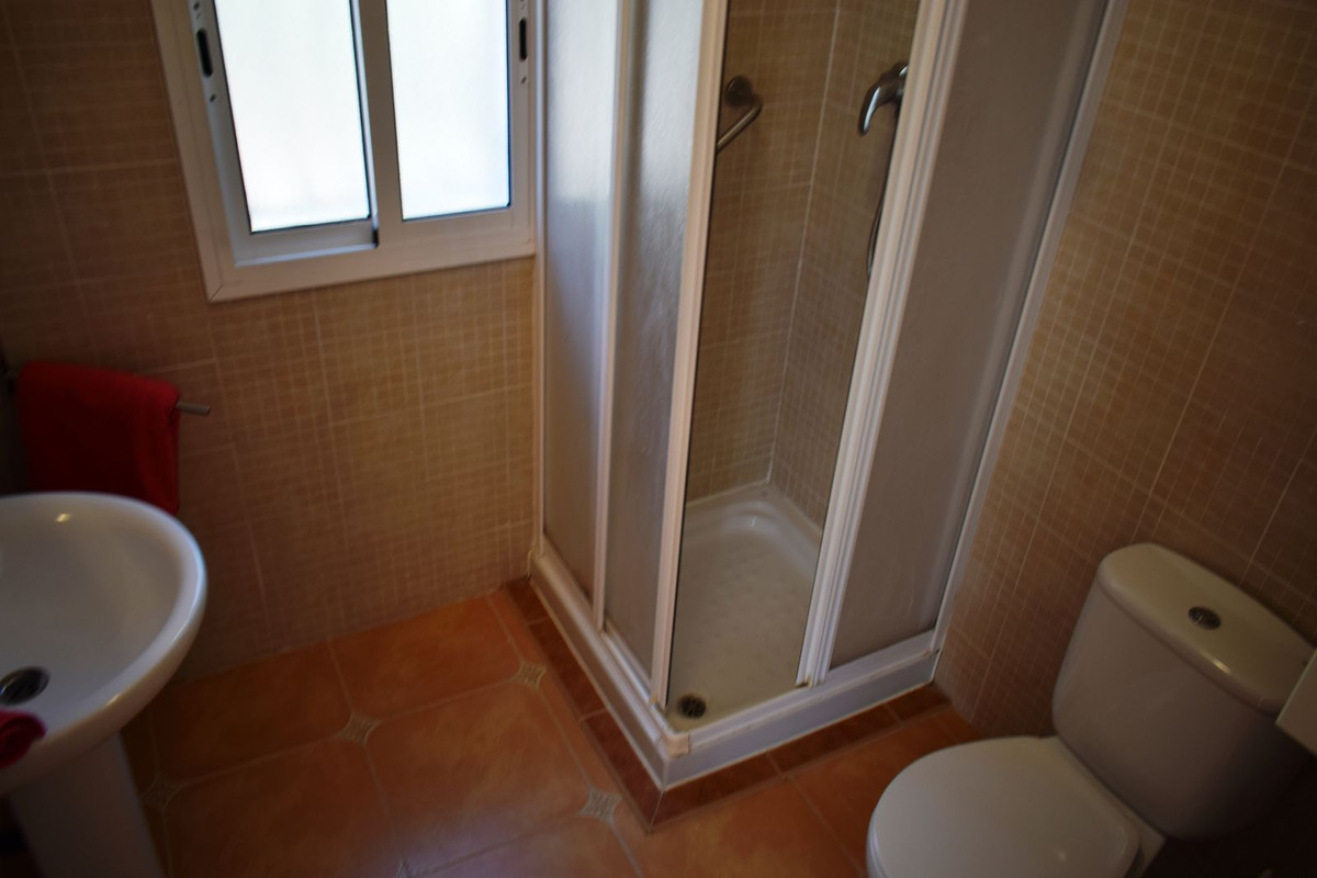 Vrijstaande Villa in La Viñuela-10