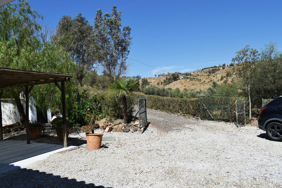 Vrijstaande Villa in La Viñuela-2