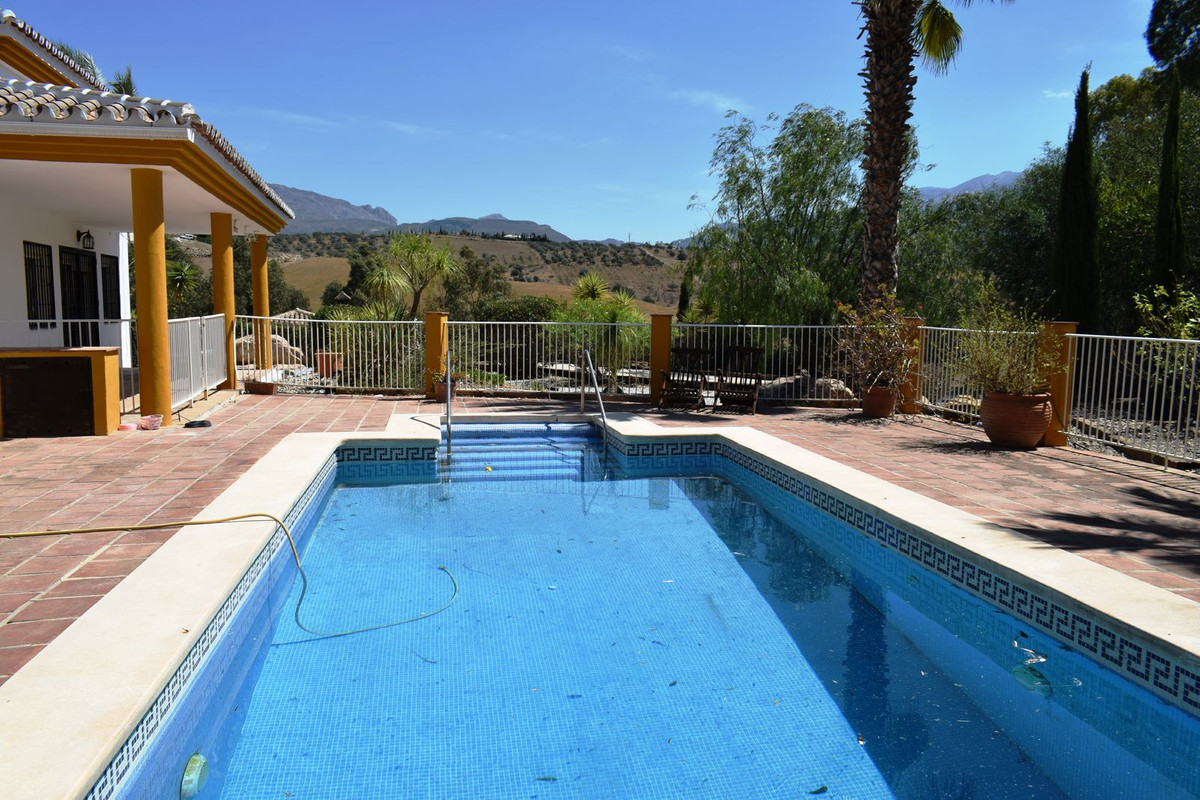Vrijstaande Villa in La Viñuela-20