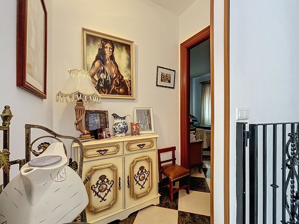 Vrijstaande Villa in La Viñuela-11