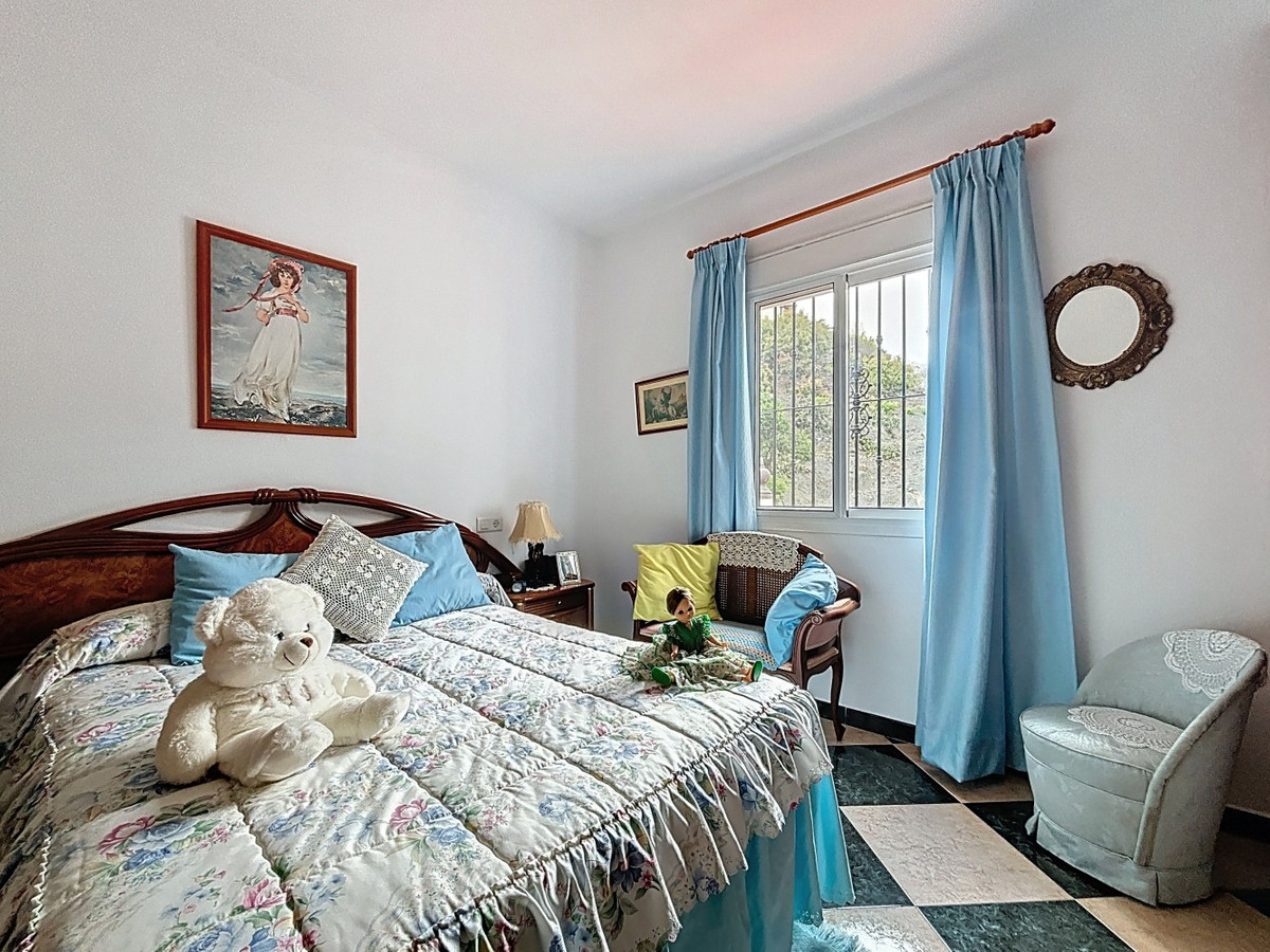 Vrijstaande Villa in La Viñuela-13
