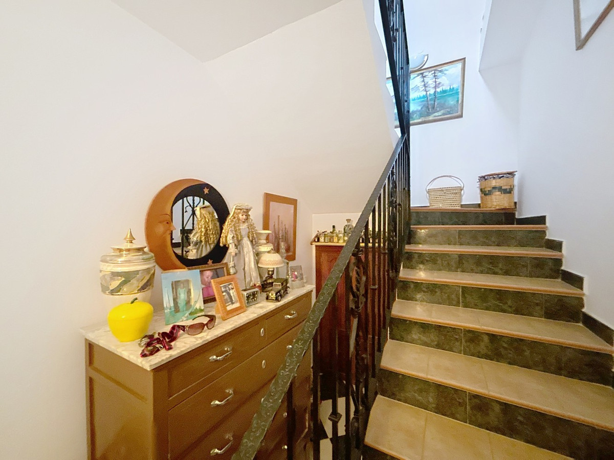 Vrijstaande Villa in La Viñuela-23