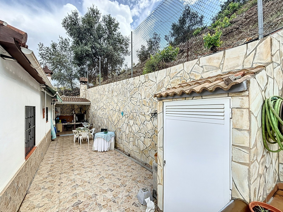 Vrijstaande Villa in La Viñuela-45