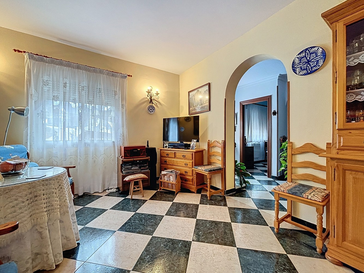 Vrijstaande Villa in La Viñuela-7