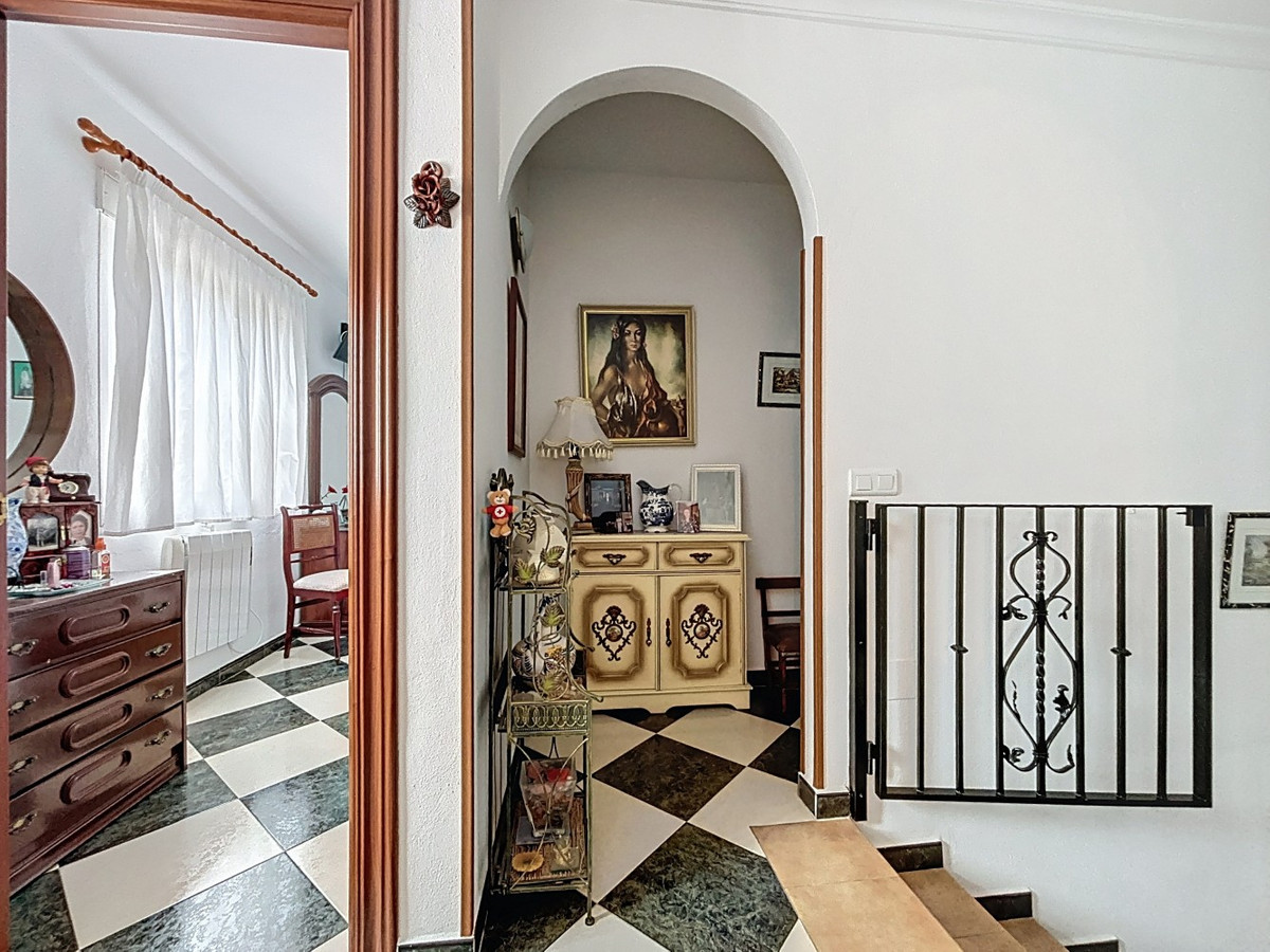 Vrijstaande Villa in La Viñuela-9