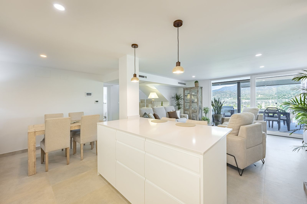 Property main view 60