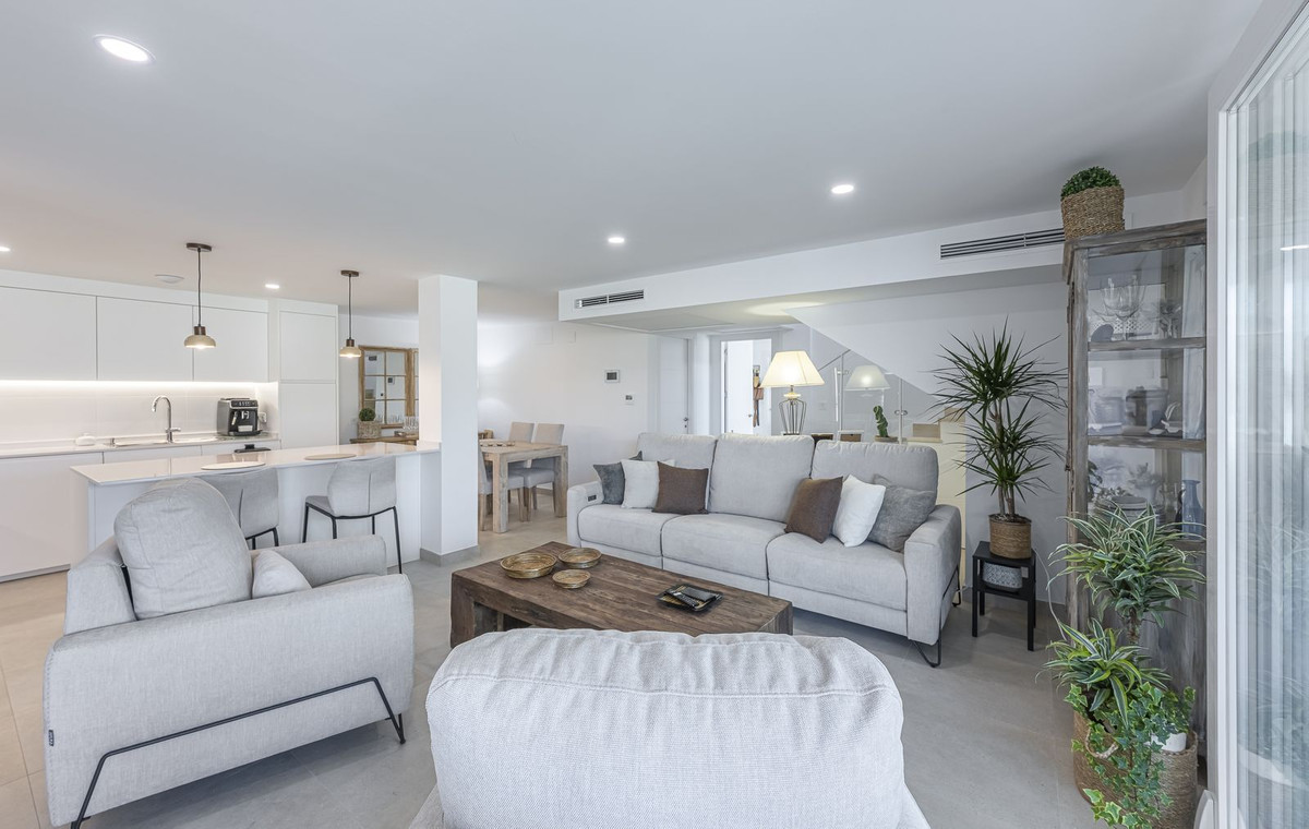 Property main view 64