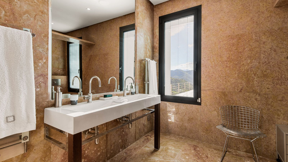 Property main view 28