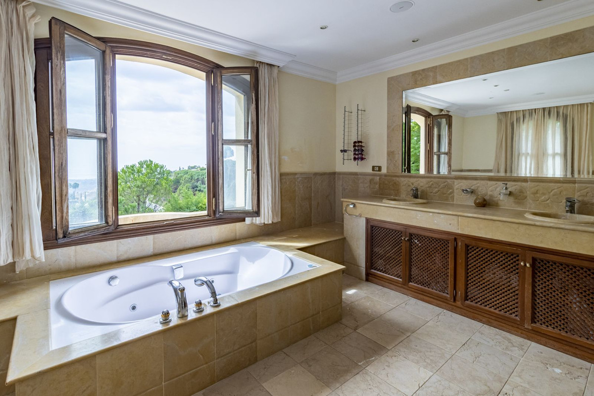 Huis te koop in La Zagaleta | 4 slaapkamers H4140697