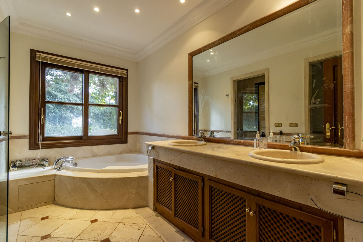 Huis te koop in La Zagaleta | 4 slaapkamers H4140697