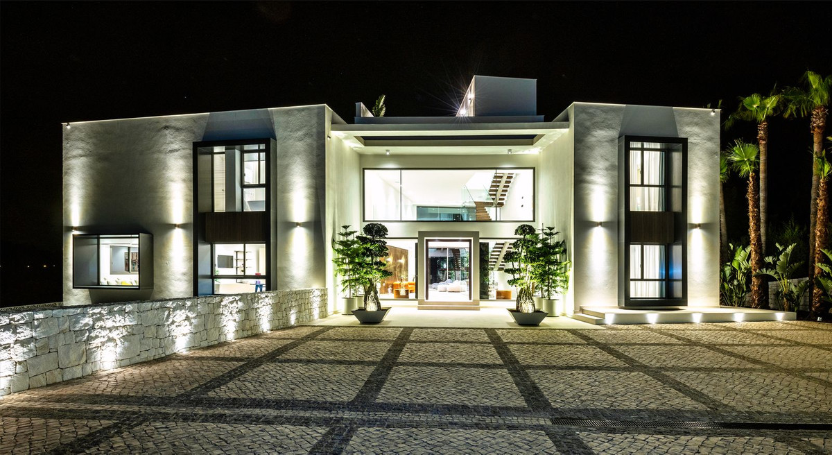 Property main view 80