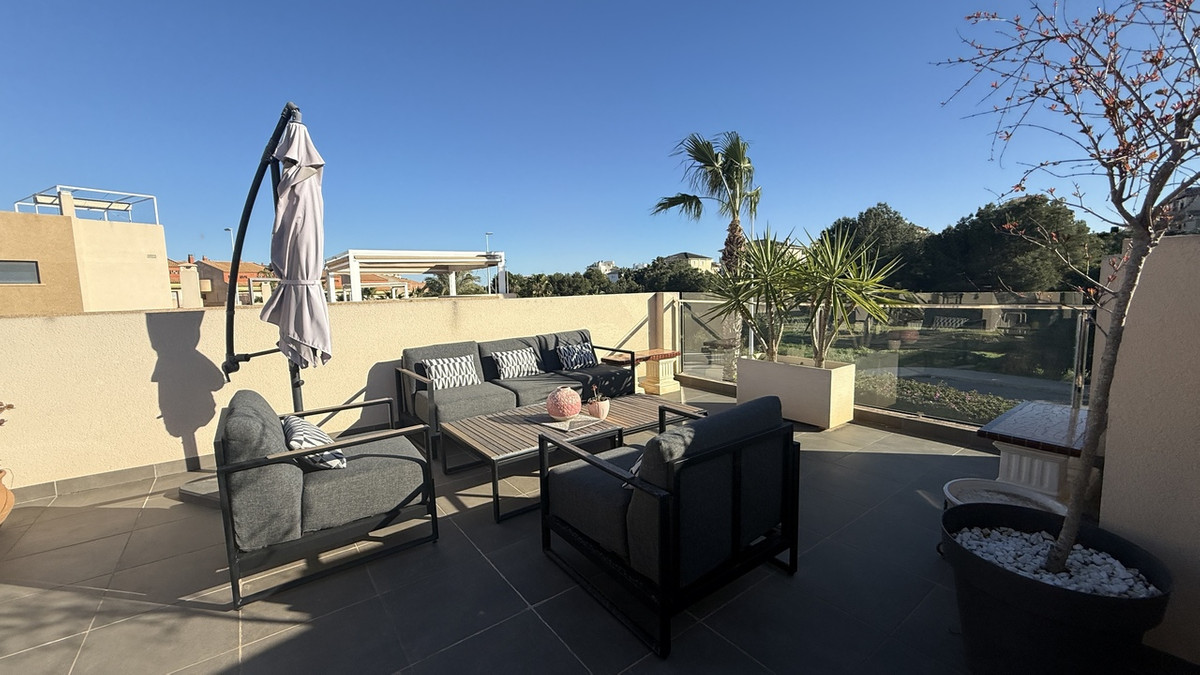 Huis te koop in La Zenia | 3 slaapkamers H5310211